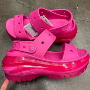 Crocs - Mega Crush Sandals